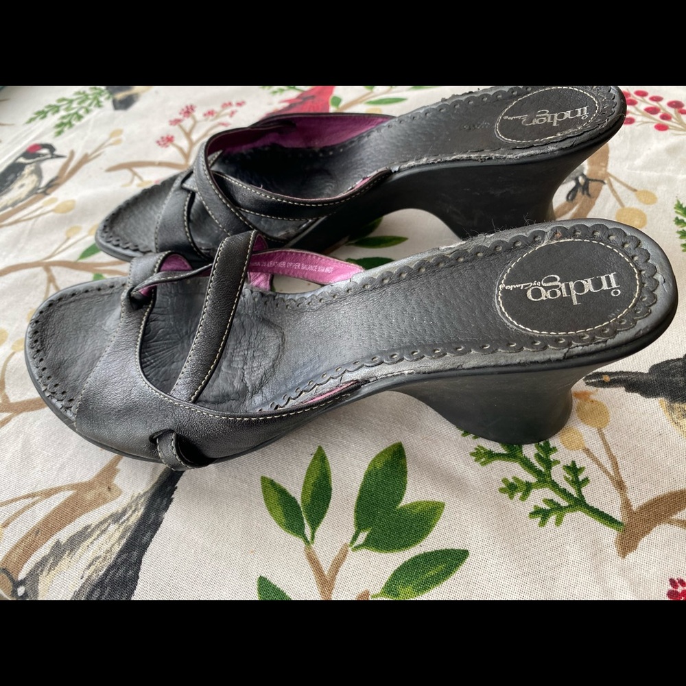 Clarks slip on wedge